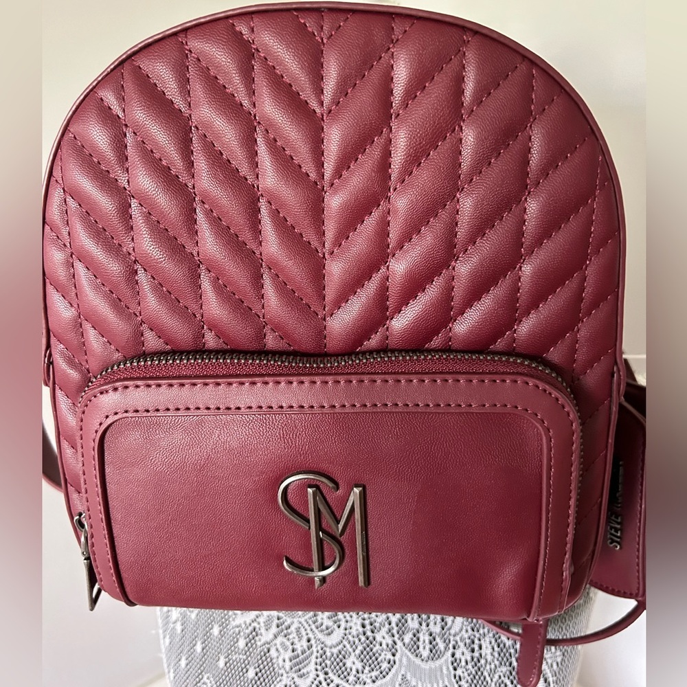 BNWT Steve Madden  Backpack with CC holder,  front pocket and adjustable straps